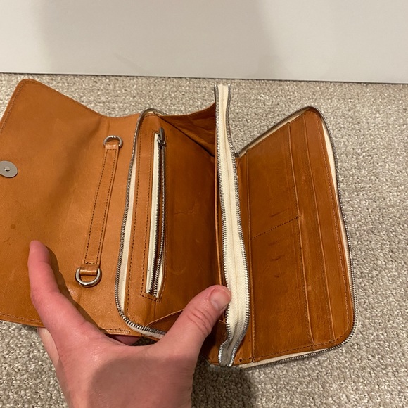 Farrier Regenerative Leather Crossbody/clutch/wallet - Picture 4 of 7